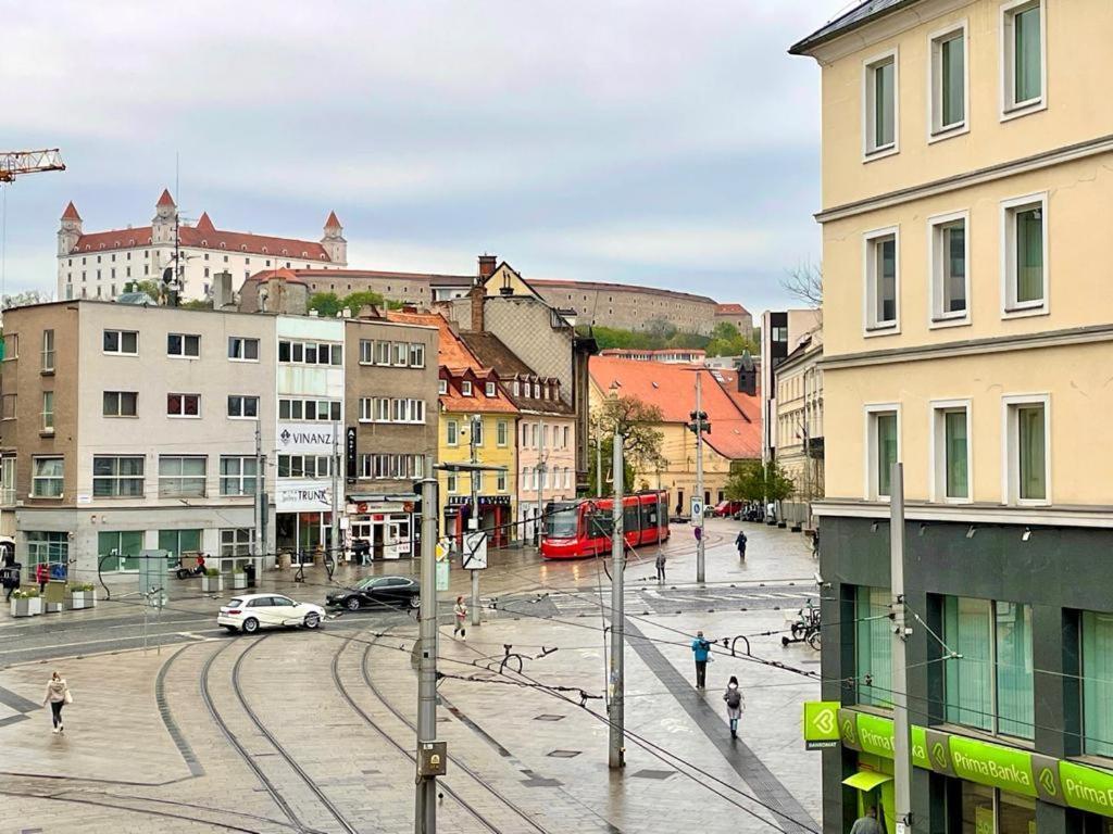 Shone Apartment Old Town 2 Bedroom Bratislava Exteriör bild