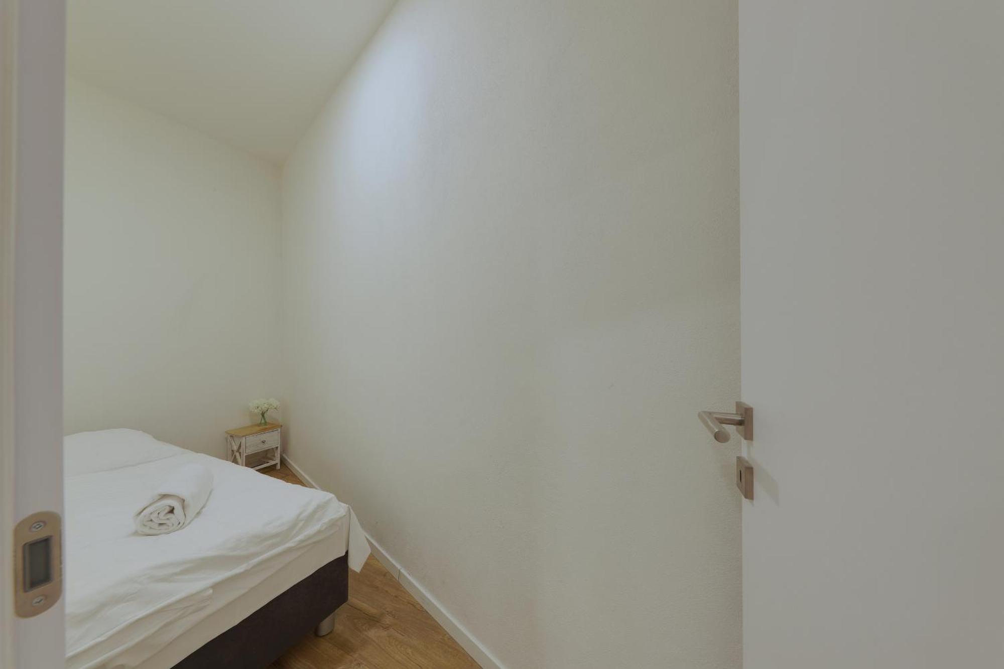 Shone Apartment Old Town 2 Bedroom Bratislava Exteriör bild