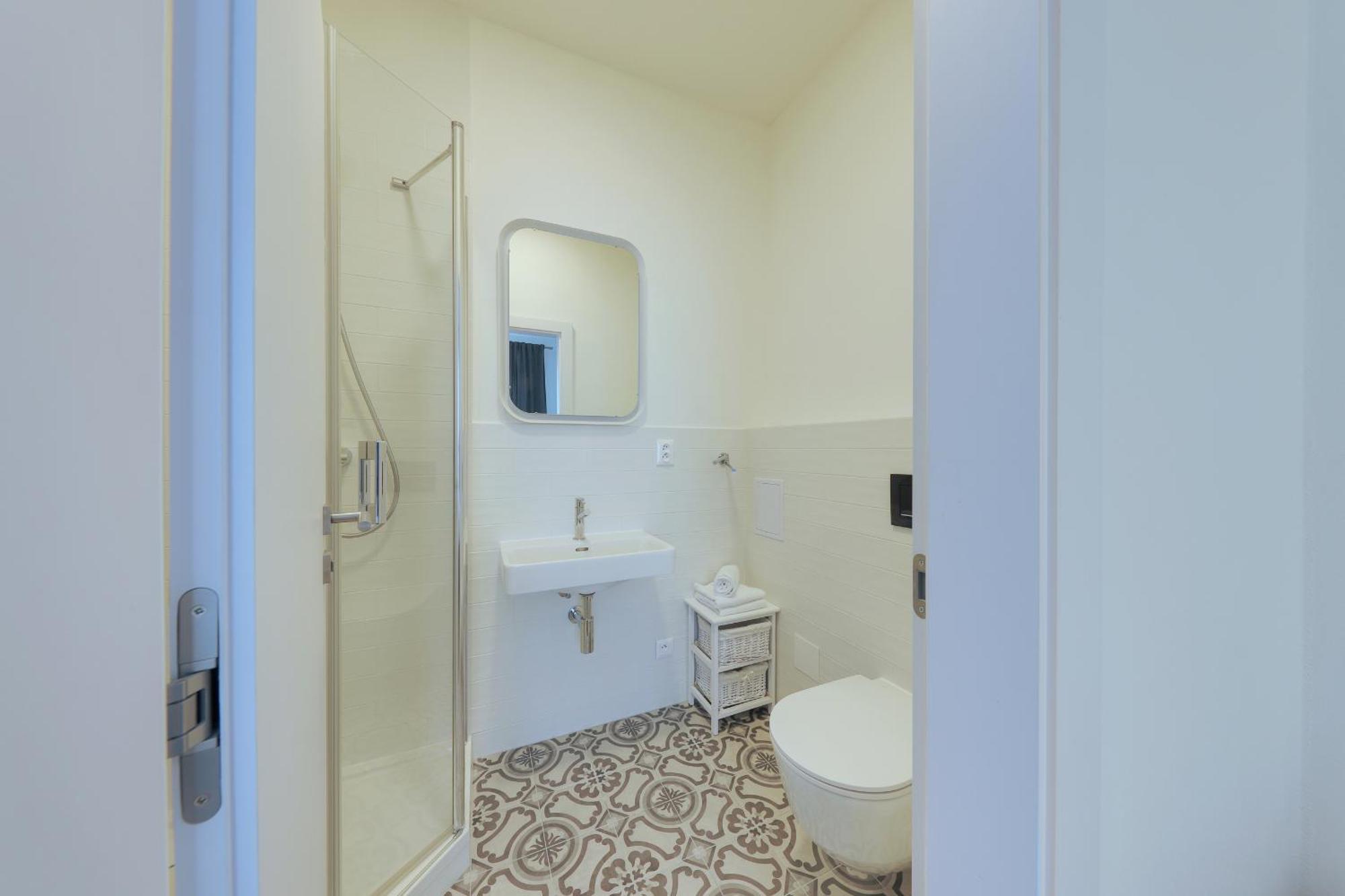 Shone Apartment Old Town 2 Bedroom Bratislava Exteriör bild